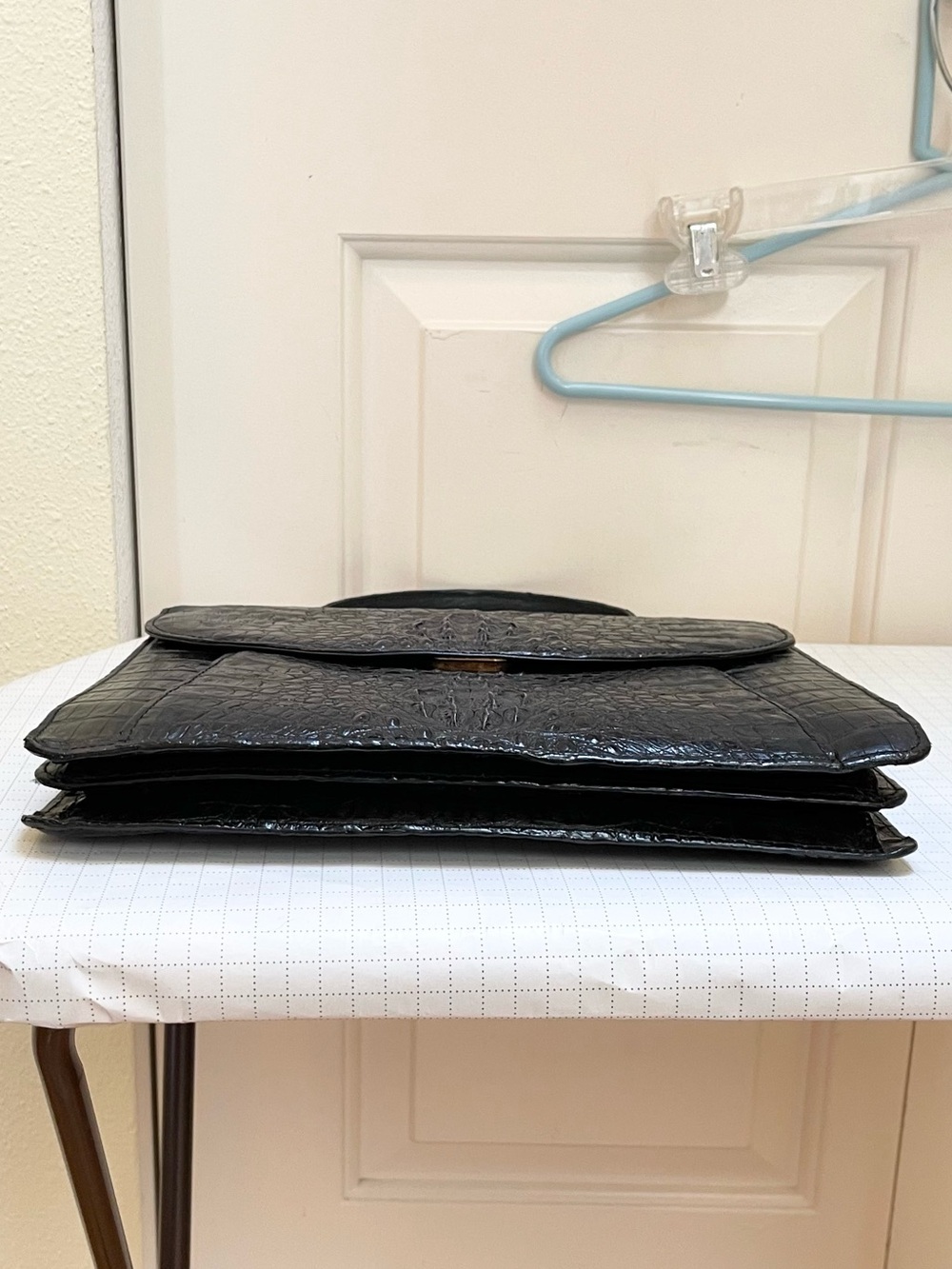 Vintage mid-century genuine alligator Kelly style top handle bag - Picture 6 of 16
